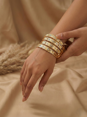 Nisa Premium Two-Tone Geometric Gold Plated (Set of 4) Bangles