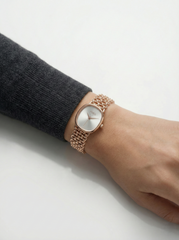 Nisa Rose Gold Oval Series