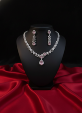 Pink Petal AD Necklace Set