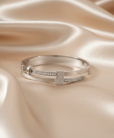 Nisa Premium Silver-Polish Cute Delicate Design With Diamond And Pearl Studded Bracelet For Women and Girls