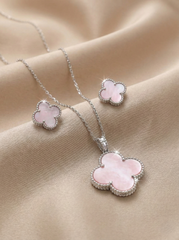 Classic Clover Silver-Toned Pendant Set