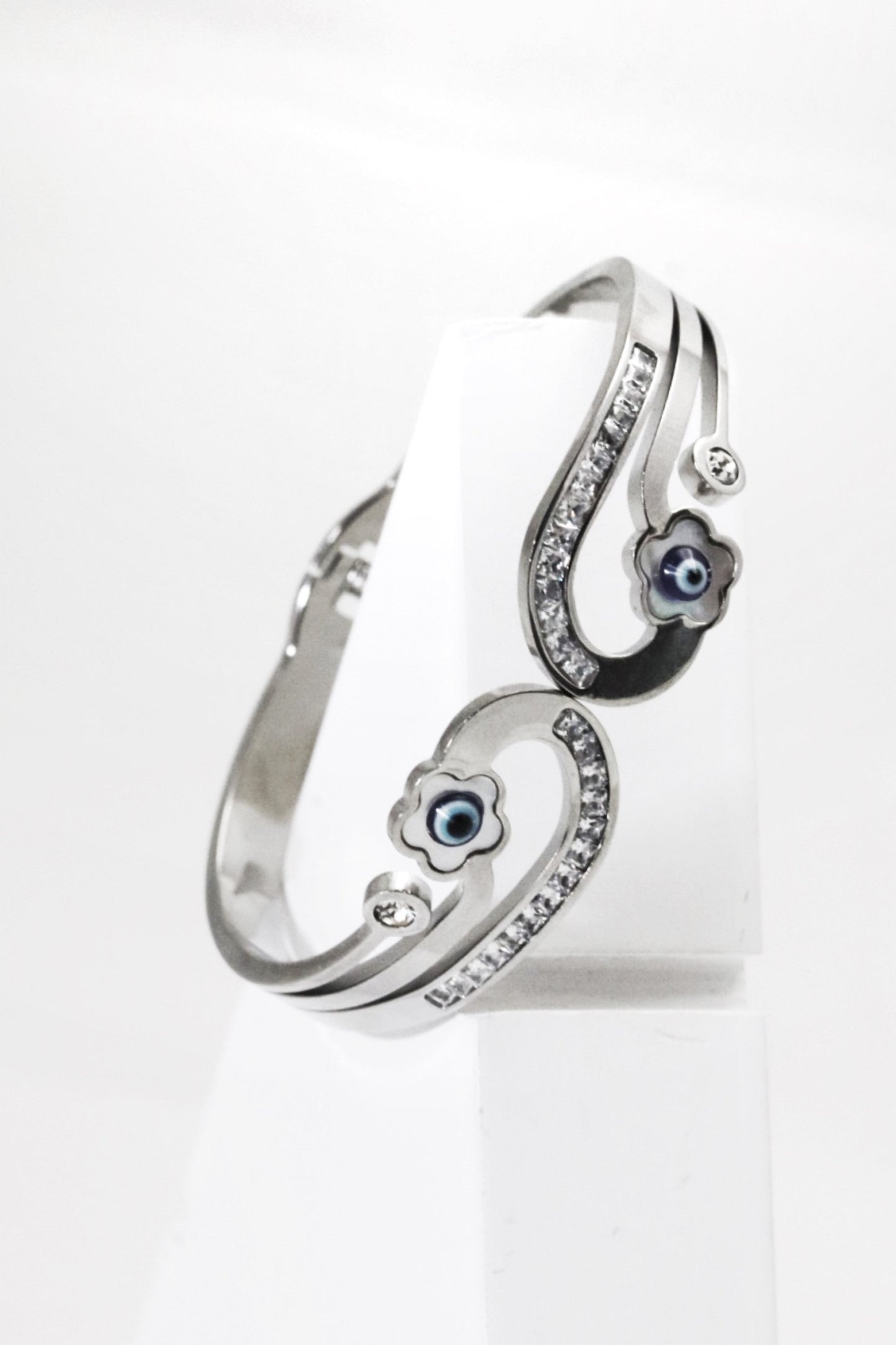 P-Nisa Premium Silver-Polish Evil-Eyes In Flower Design With Diamond And Pearl Studded Bracelet For Women and Girls