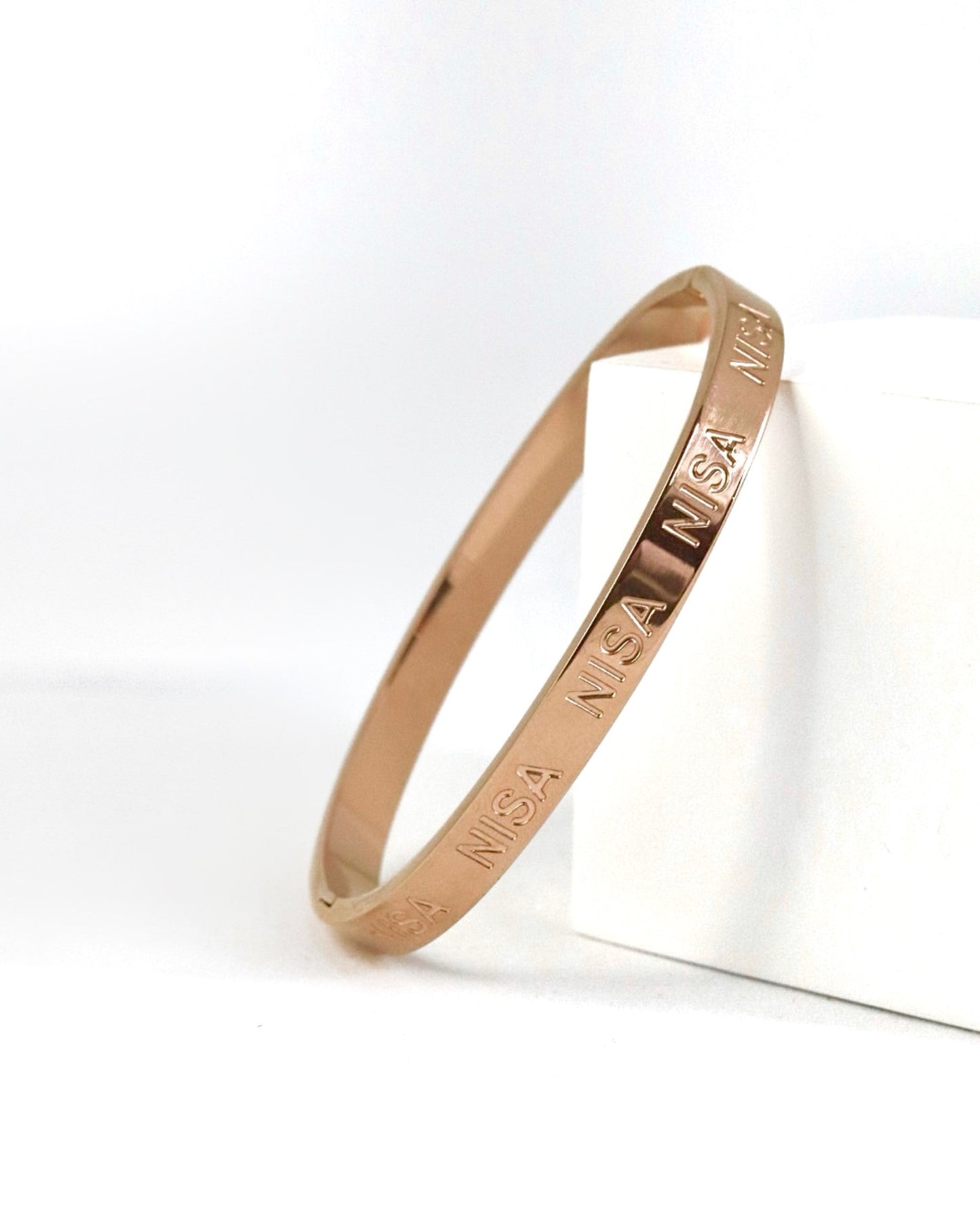 P-Nisa Premium Rose-Gold Polish With Nisa Brand Design Bracelet For Women and Girls