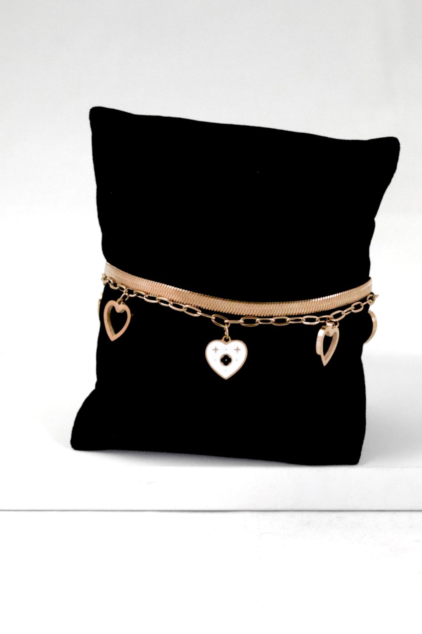 P-Nisa Premium Rose-Gold Delicate Polish Heart Design Bracelet For Women and Girls