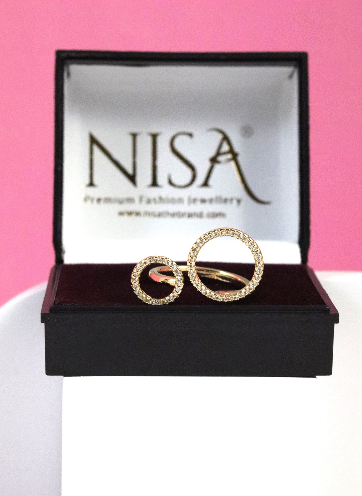 P-Nisa Premium Golden-Polish Gear Round Design With AD-Studded Fingering For Women and Girls