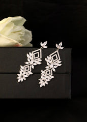 Women's Premium American Diamond Earrings.