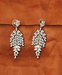 Women's Premium American Diamond Earrings.