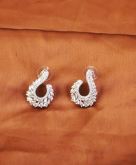Women's Premium American Diamond Earrings.