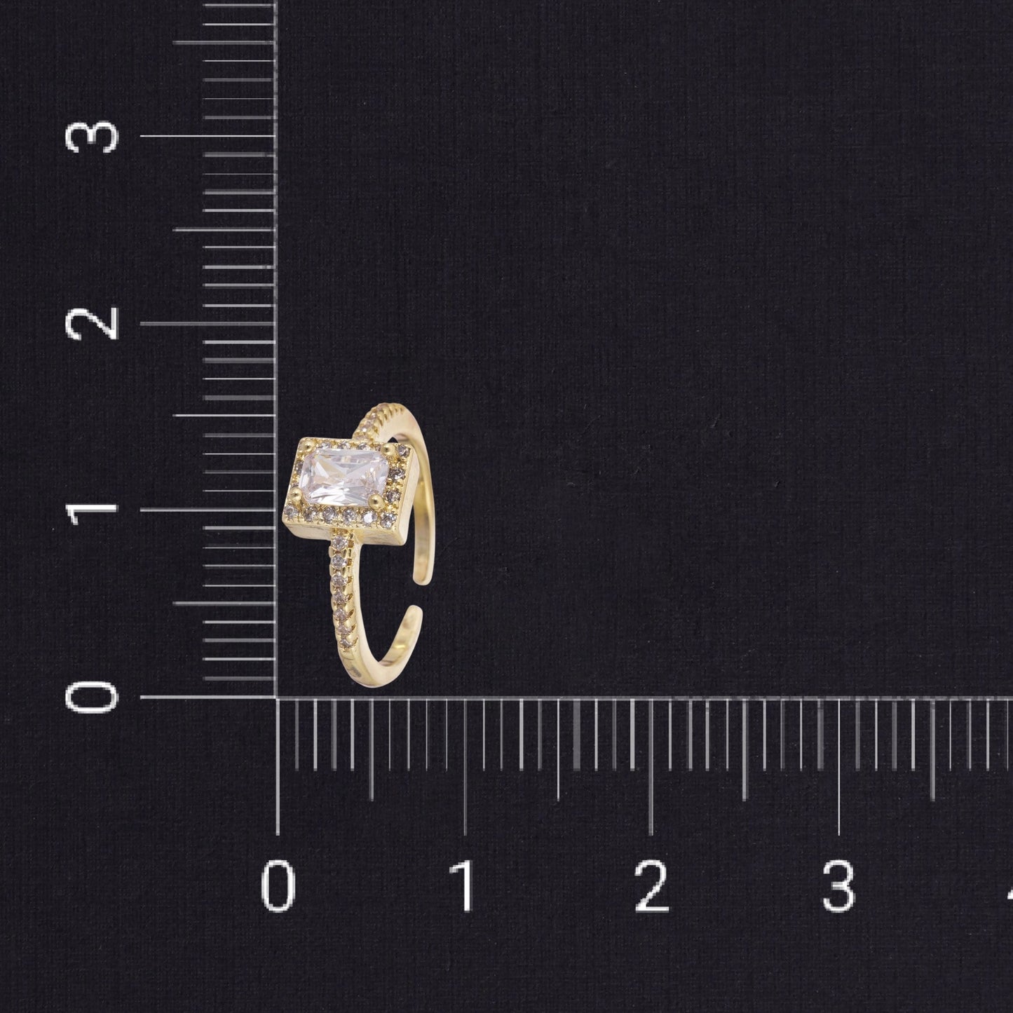 P-Nisa Premium Golden-Polish Choker Design With Diamonds And Studded Fingering For Women and Girls