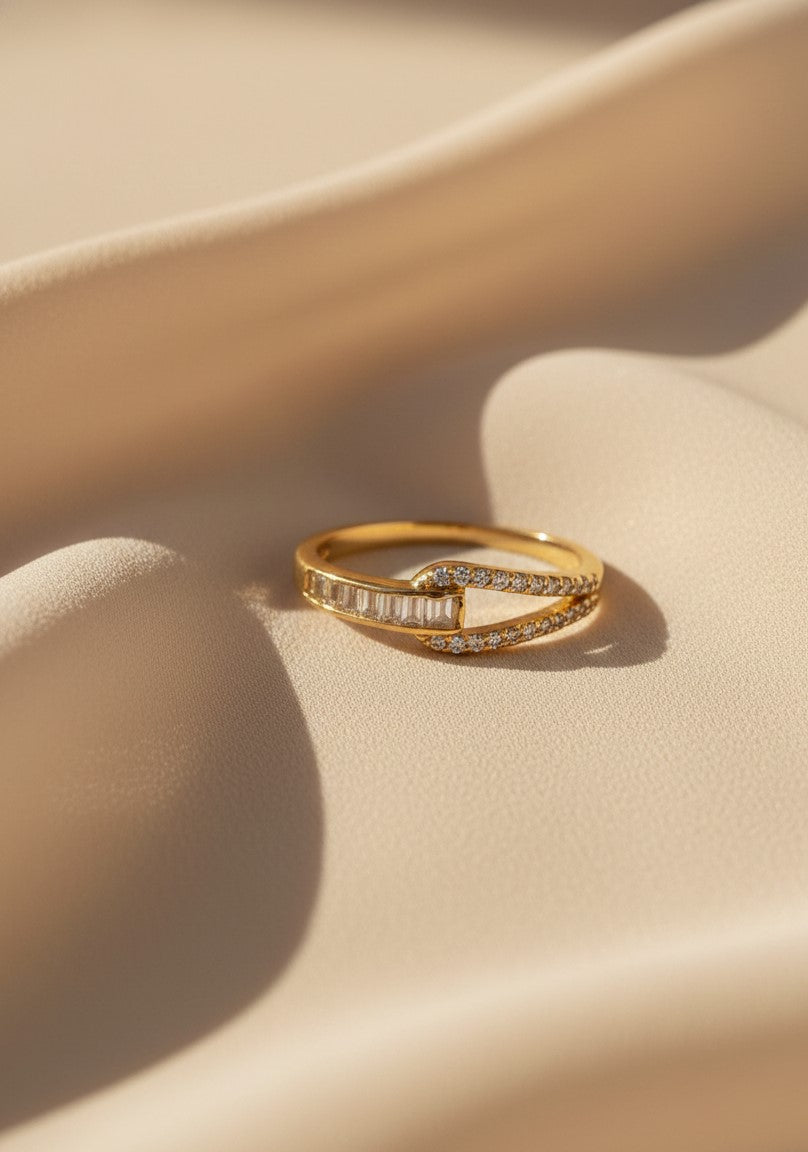 Nisa Premium Golden-Polish Delicate Knot Design With Diamonds And Crystal Studded Fingering For Women and Girls