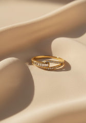 Nisa Premium Golden-Polish Delicate Knot Design With Diamonds And Crystal Studded Fingering For Women and Girls