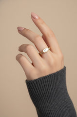 Nisa Premium Golden-Polish Ankle-Chain Design With Diamonds And Pearl Studded Fingering For Women and Girls