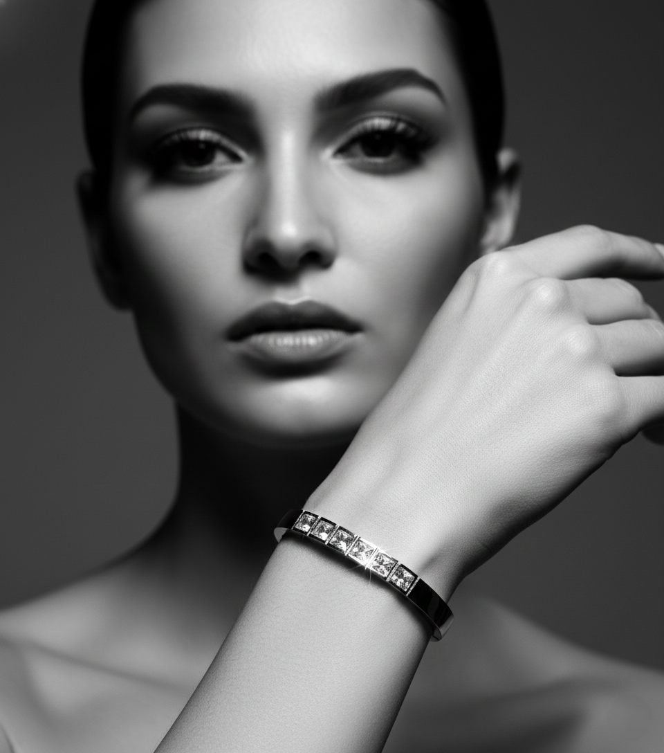 Nisa Premium Silver Polish Fabulous Solitare Design With Diamond Studded Bracelet For Women and Girls