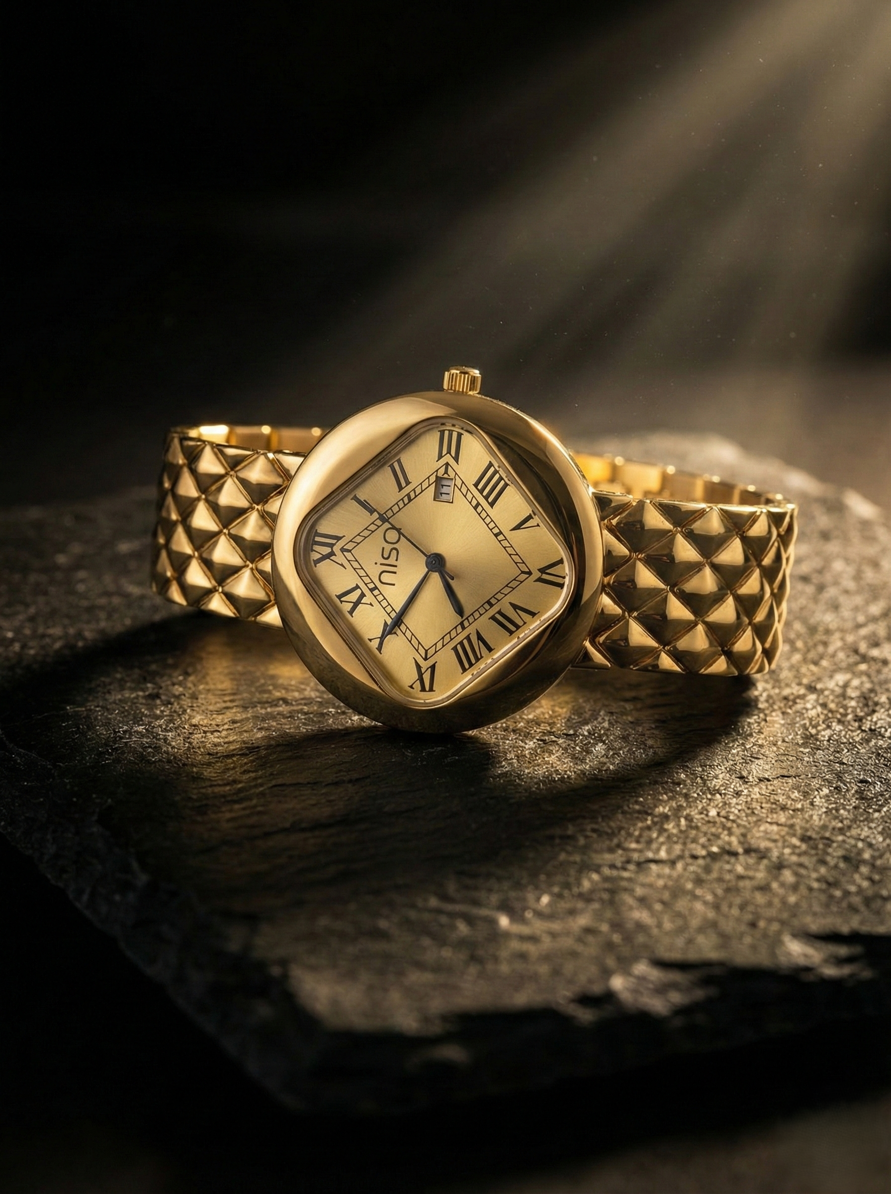 Nisa Classic Elegance Timepiece – The Quilted Gold Collection