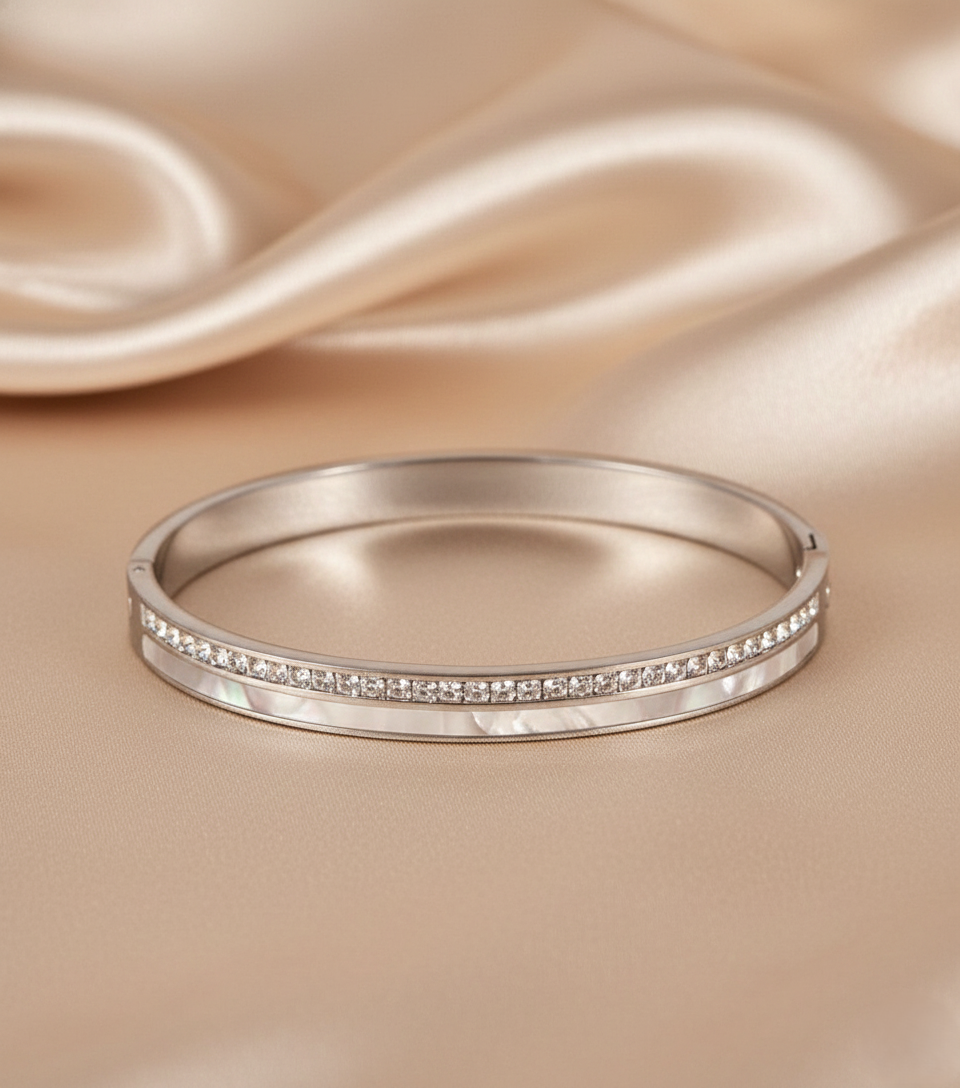 Nisa Premium Silver-Polish Fabulous Pearl Design With Diamond And Pearl Studded Bracelet For Women and Girls