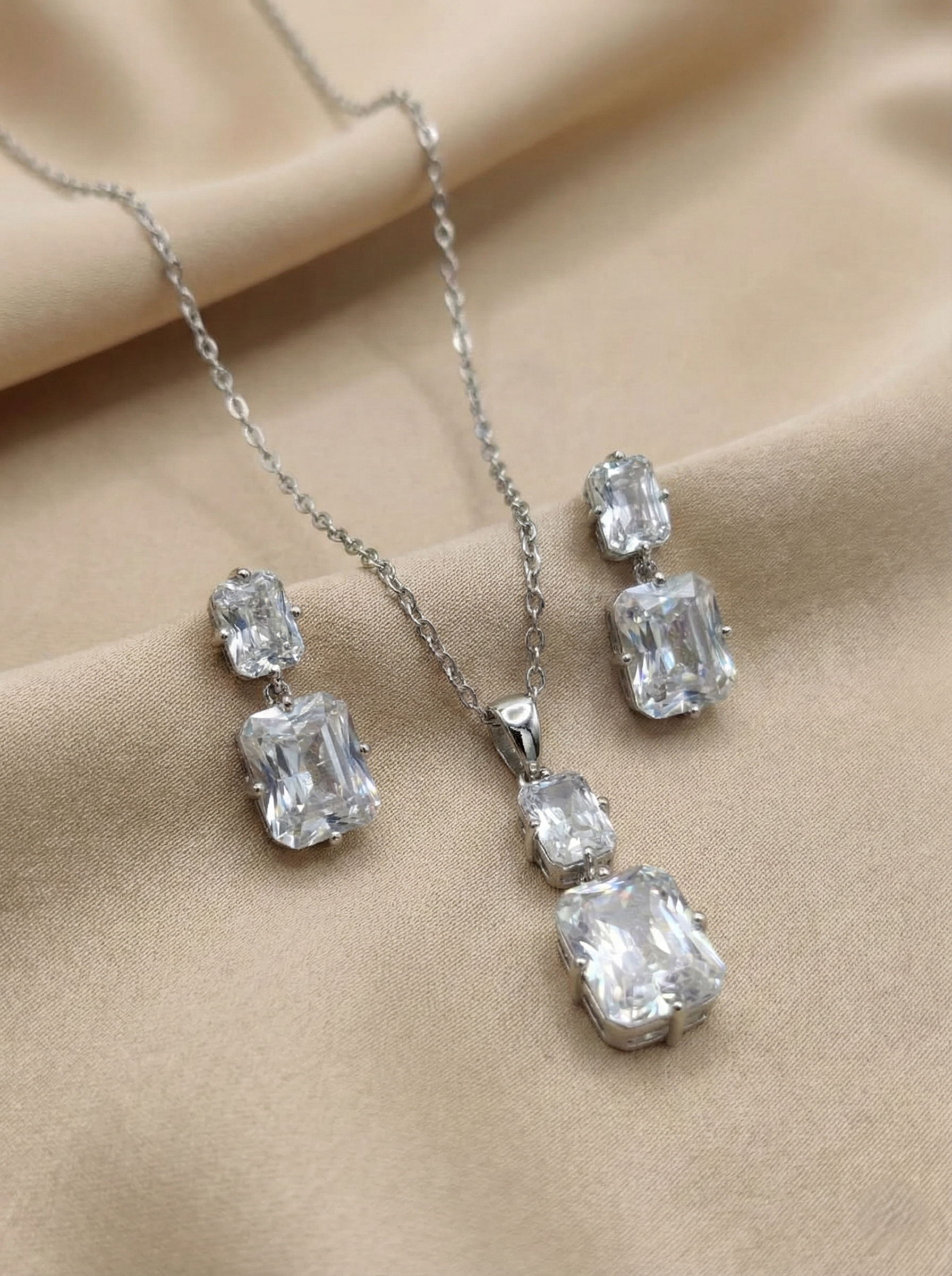 Classic Emerald-Cut AD Pendant Set