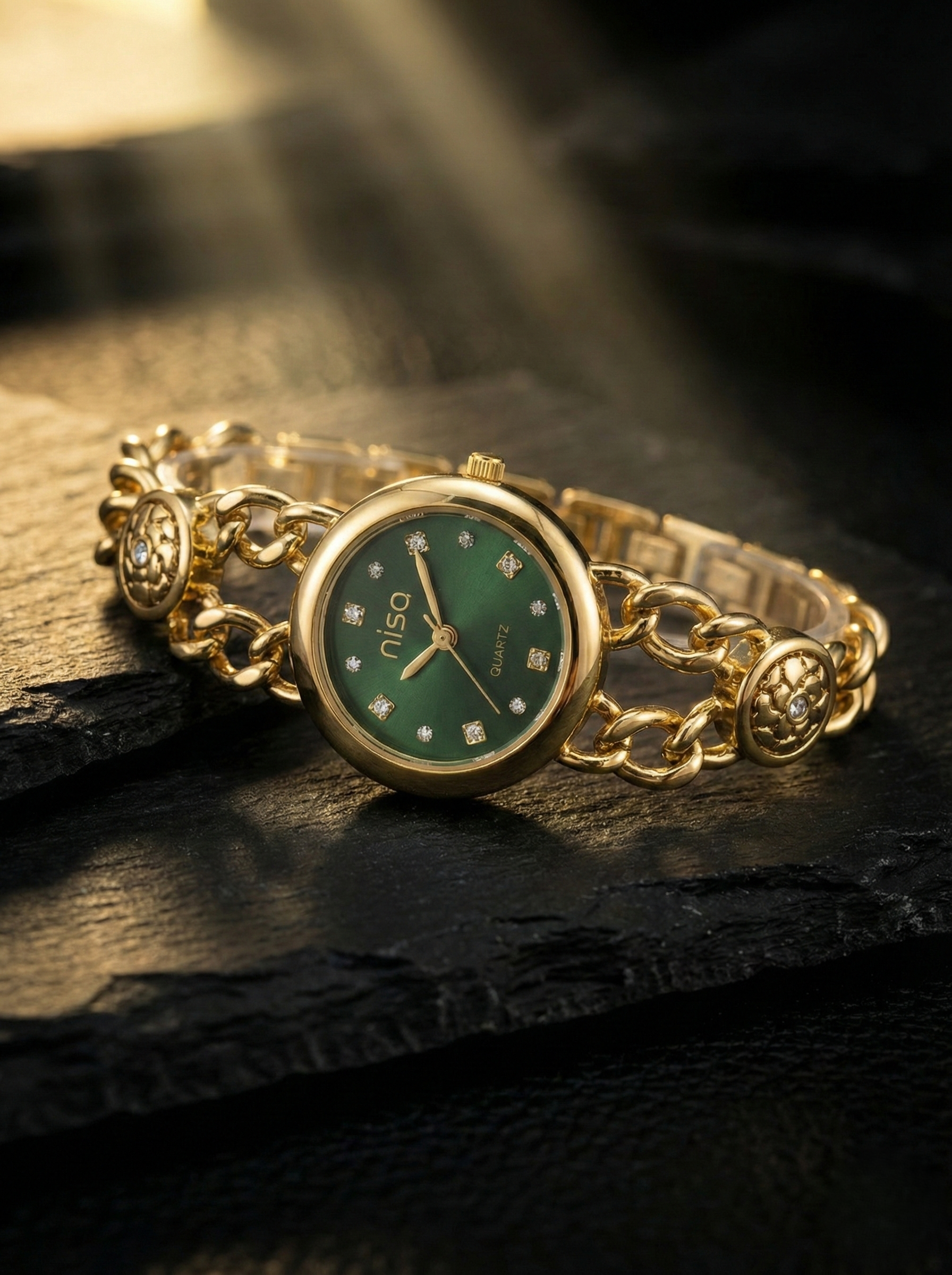 Nisa Elegant Gold Chain-Link Women's Watch
