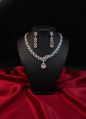 Pink Petal AD Necklace Set