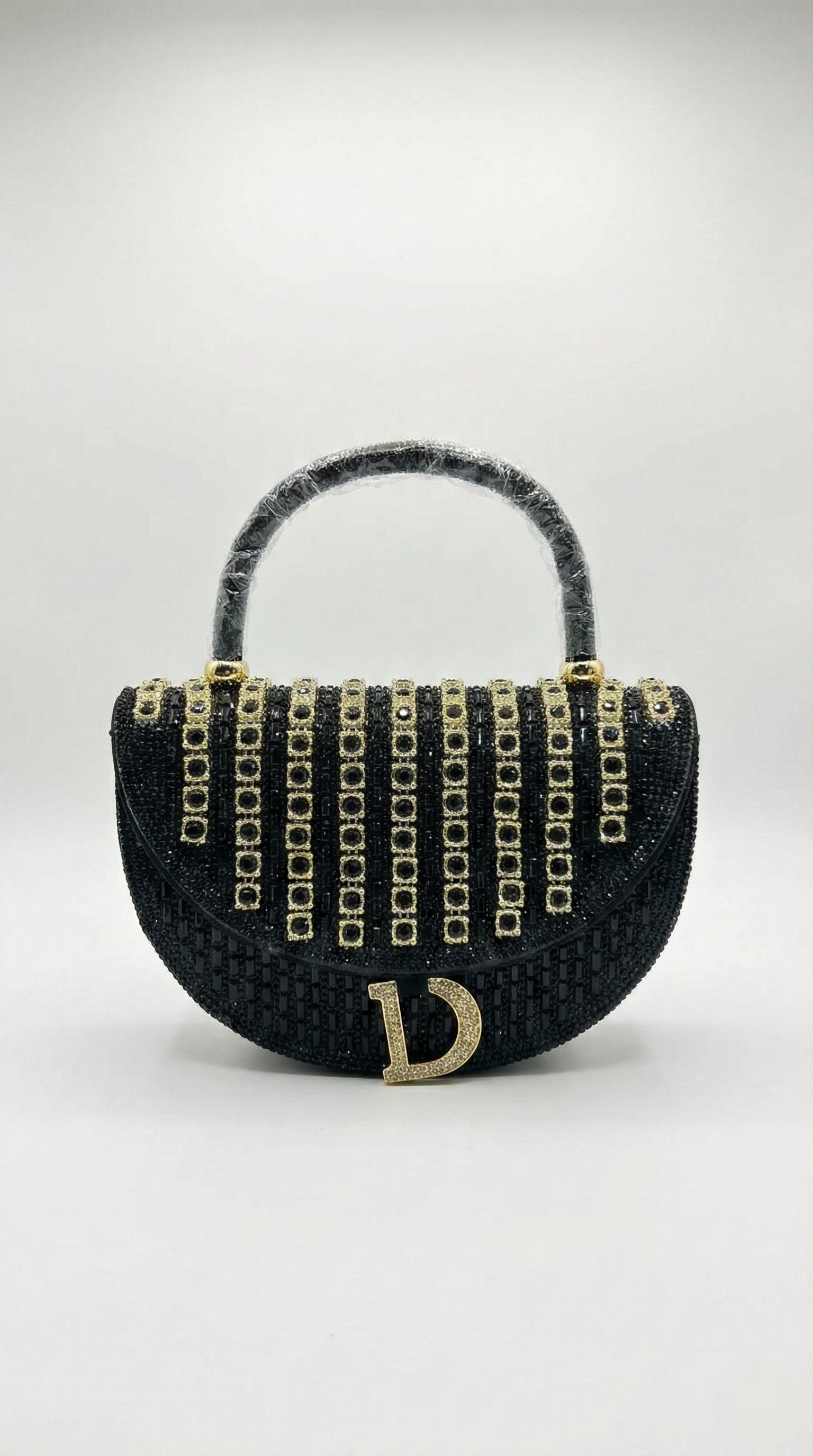 Nisa "Diva" Crystal Statement Purse – Black/Gold