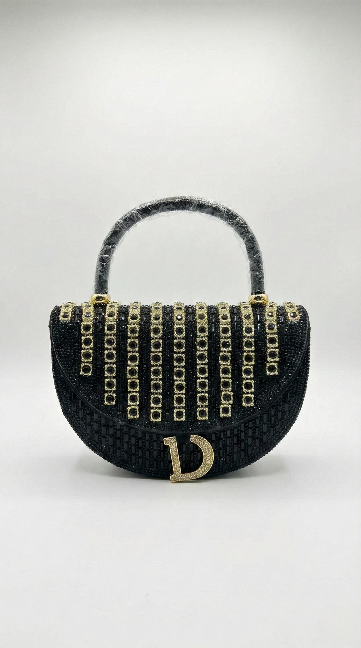 Nisa "Diva" Crystal Statement Purse – Black/Gold