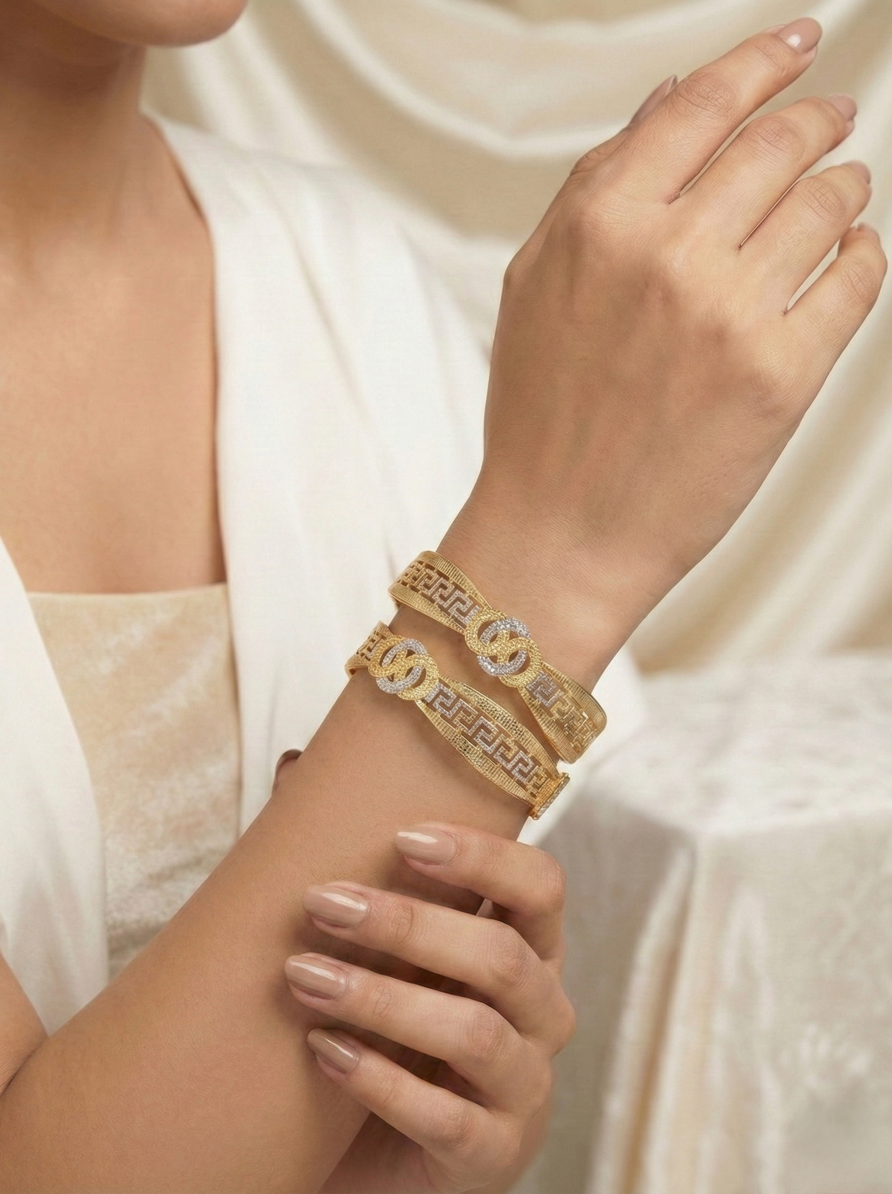 NISA Premium Greek Key Dual-Tone Bangles