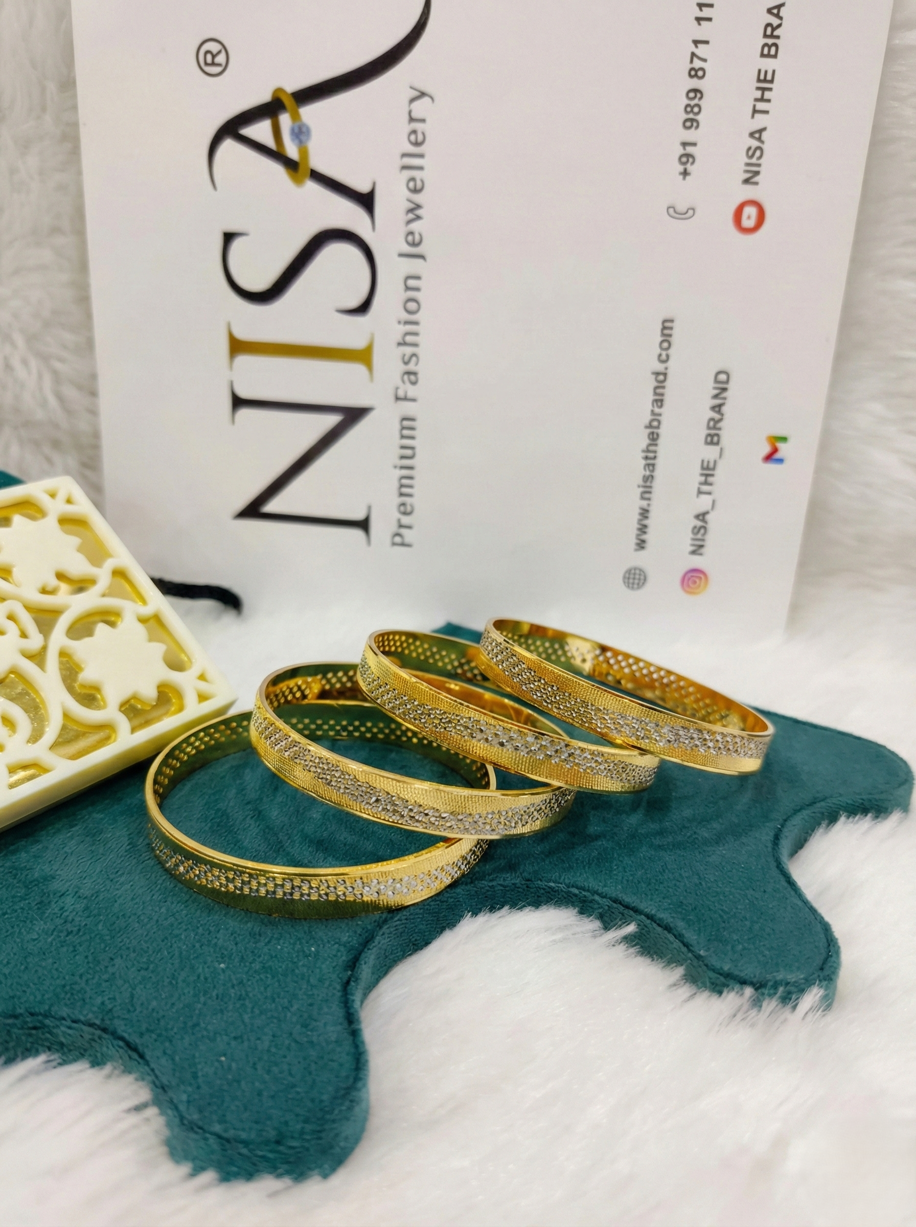 NISA Radiance Series – Two-Tone Textured Gold (Set of 4) Bangles