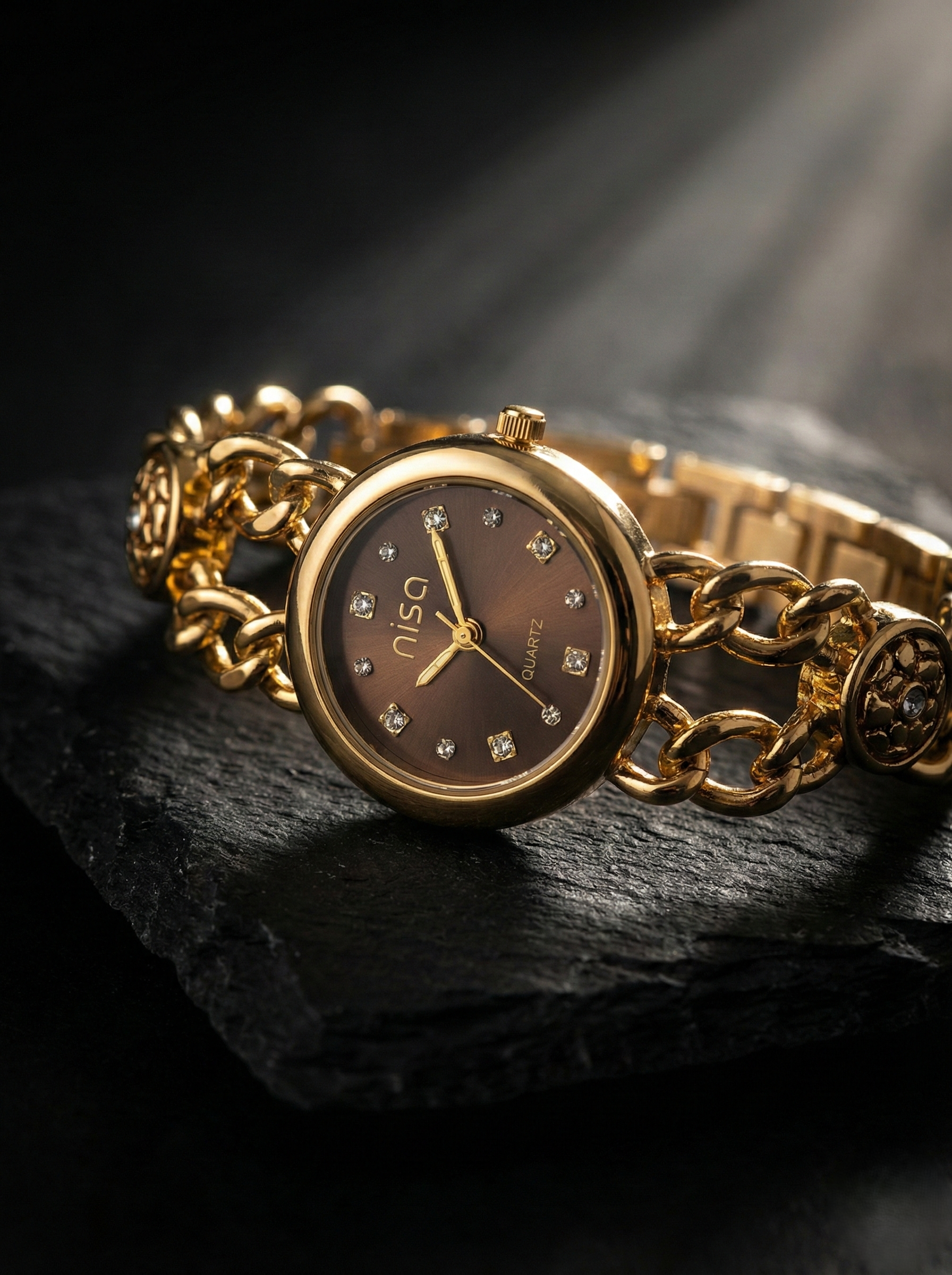 Nisa Elegant Gold Chain-Link Women's Watch
