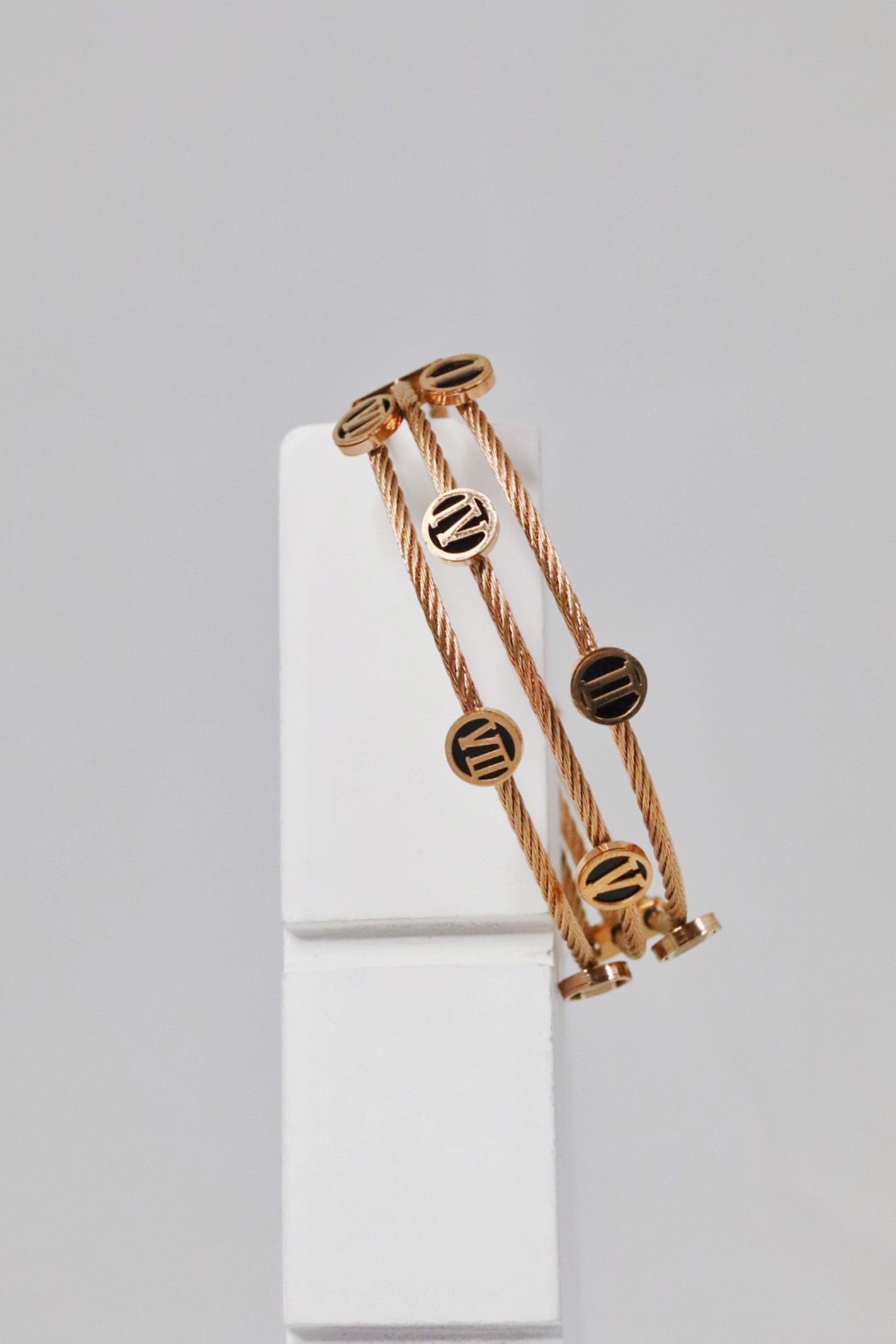 Nisa Premium Rose-Gold Polish Roman-Numbers Rings Design In Wire Bracelet For Women and Girls