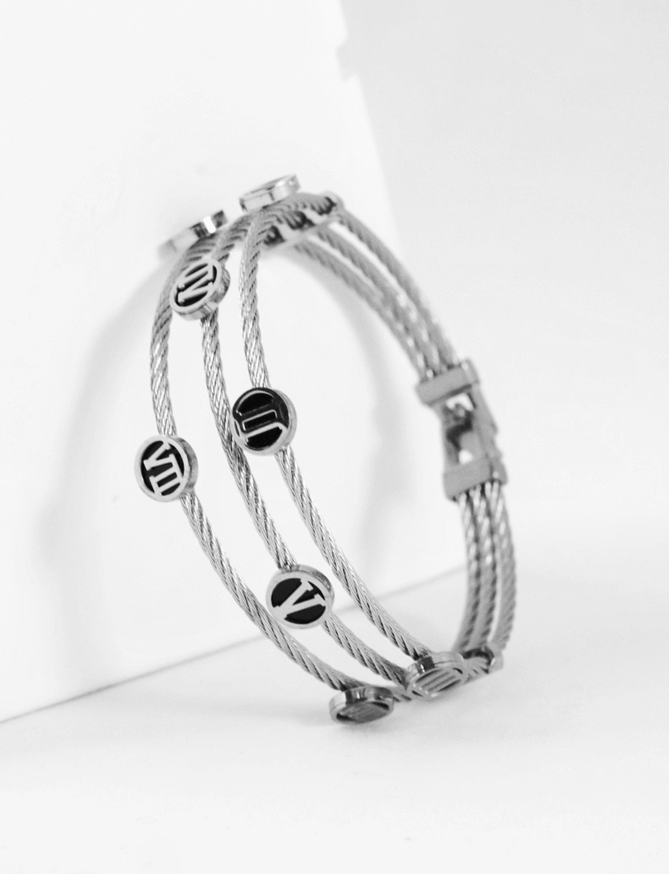 Nisa Premium Silver-Polish Roman-Numbers Rings Design In Wire Bracelet For Women and Girls