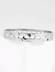 Nisa Premium Silver Polish Fabulous Chain Design Bracelet For Women and Girls