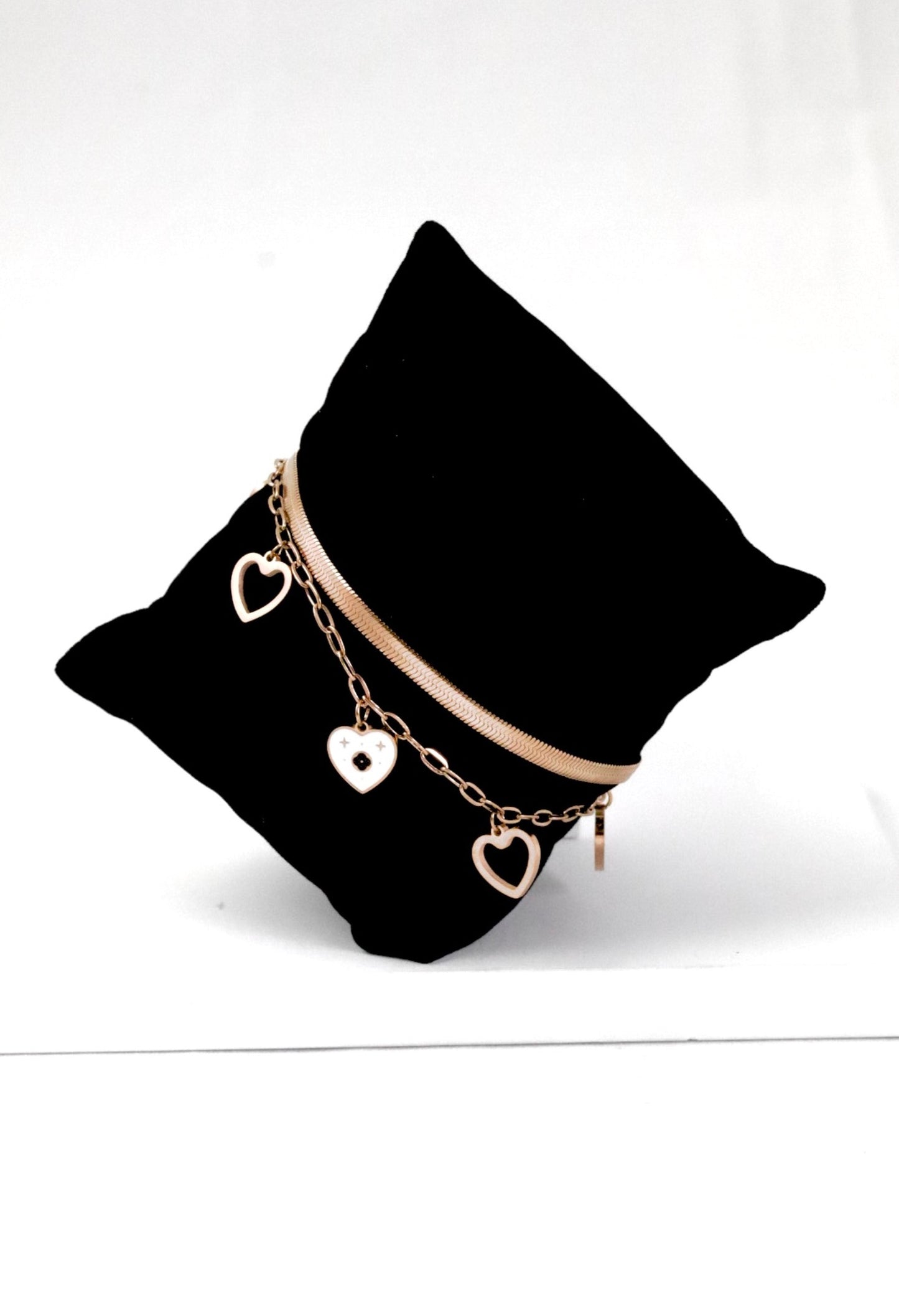 P-Nisa Premium Rose-Gold Delicate Polish Heart Design Bracelet For Women and Girls
