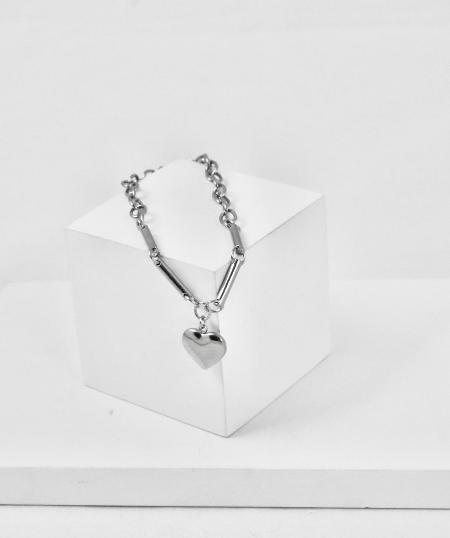 P-Nisa Premium Silver Polish Charming Heart Design Bracelet For Women and Girls