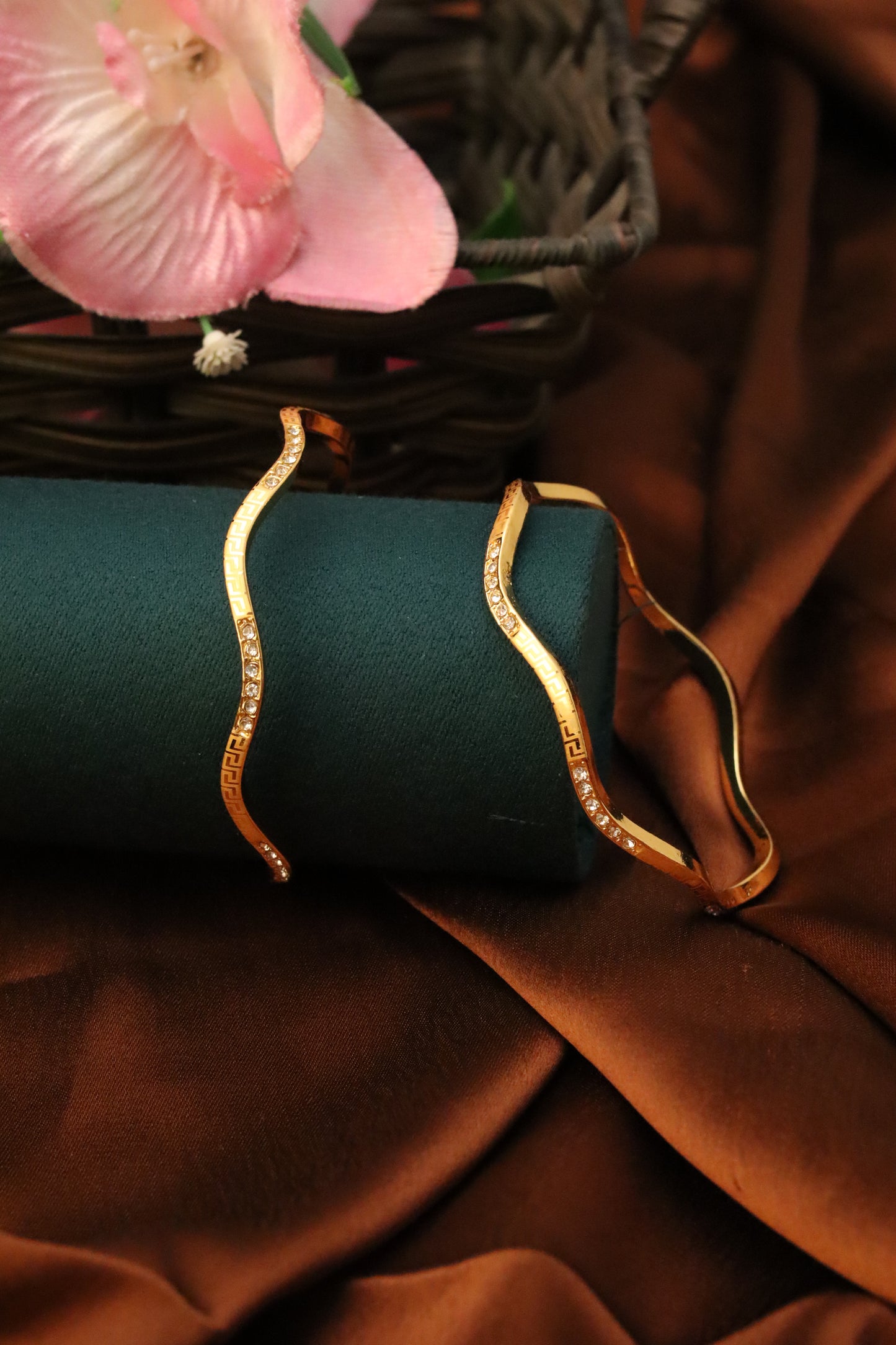 P-Nisa High Golden Polish Bangles For Women and Girls .