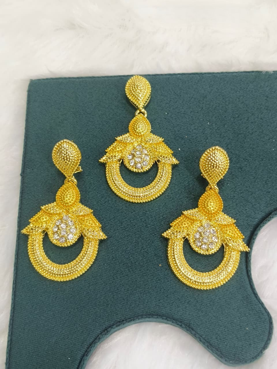 Dubai Style Gold-Tone Pendant and Earring Set