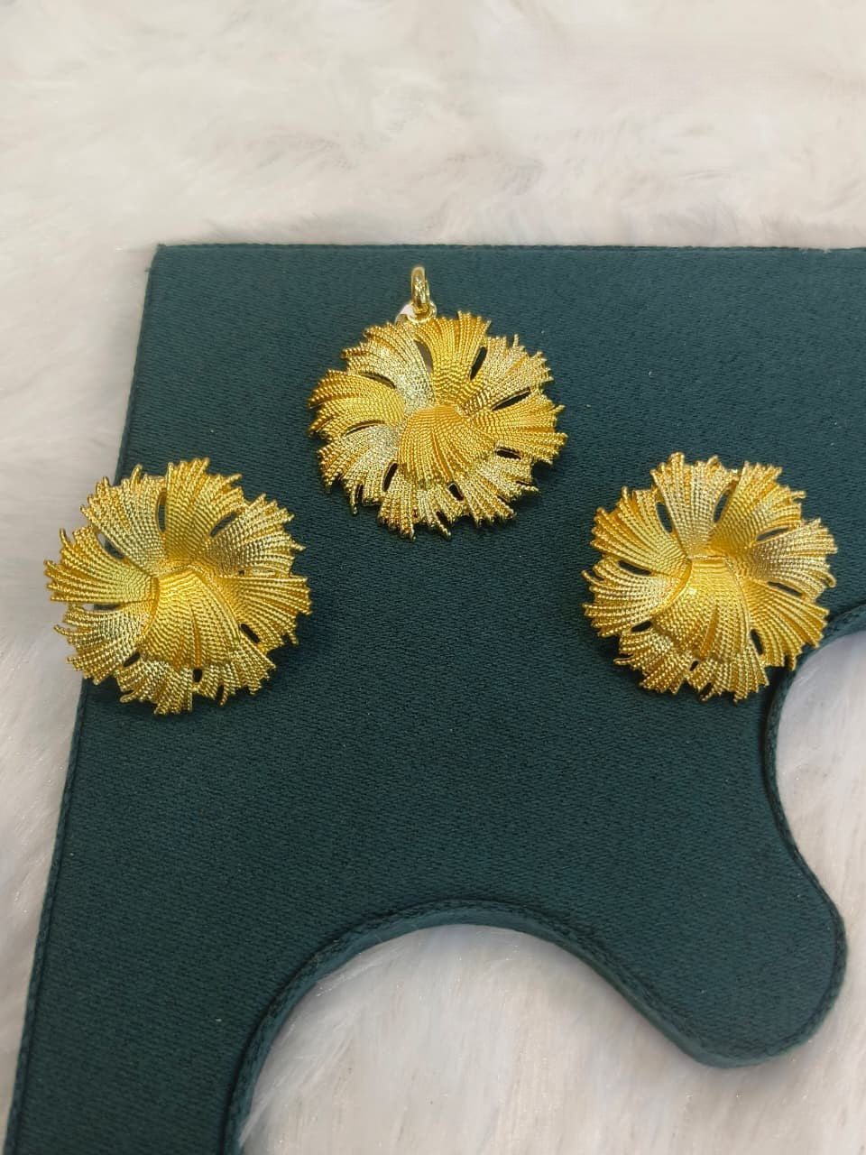 Dubai Style Gold-Tone Pendant and Earring Set