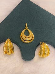 Dubai Style Gold-Tone Pendant and Earring Set
