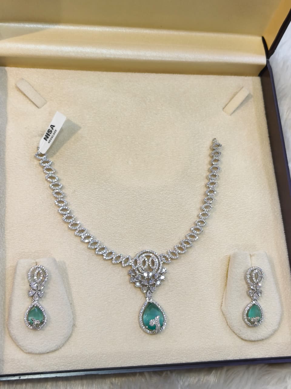 NISA Silver - Mint Teardrop AD Necklace & Earring Set.