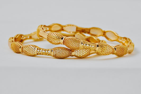 P-Nisa High Gold Polish Waves Shape Jaipuri Design Bangles For Women and Girls